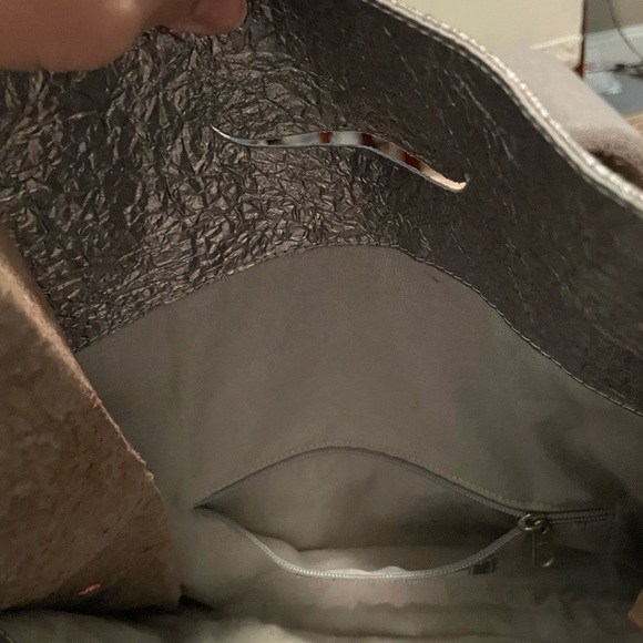 Daniella Lehavi Metallic Crinkle Handbag - Picture 4 of 9